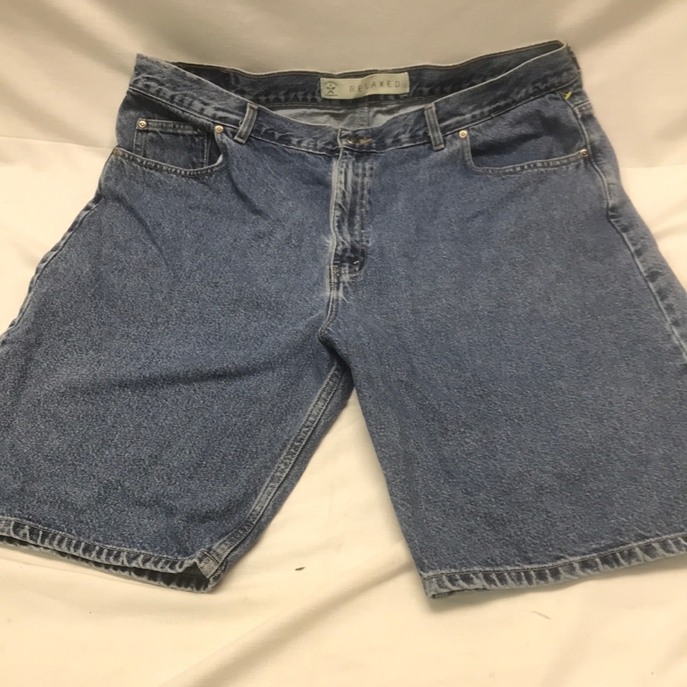 ARIZONA Men’s Jean shorts Size 42 RELAXED